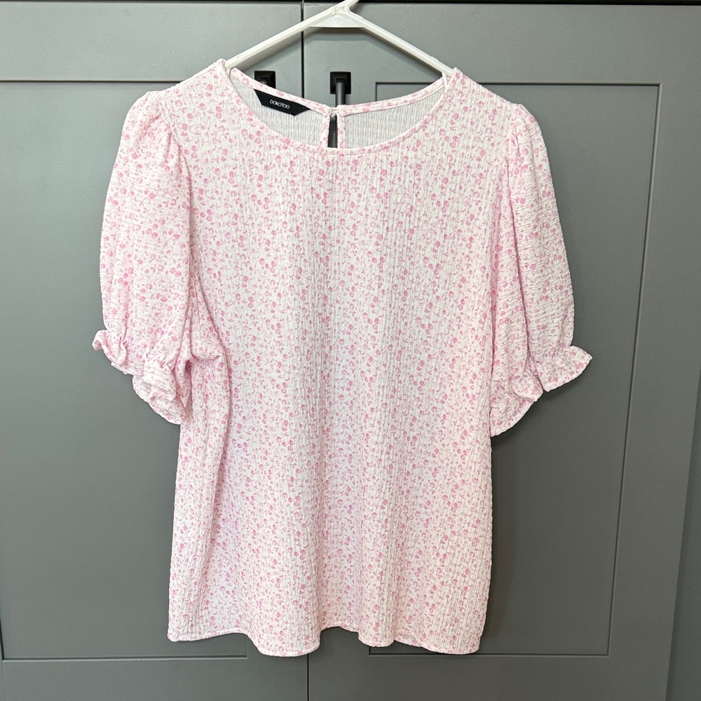 Dokotoo Women’s Sz L Chic Pink Floral Blouse